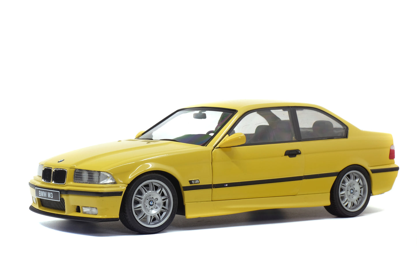 SOLIDO BMW E36 COUPÉ M3 – JAUNE DAKAR – 1994 - 1/18