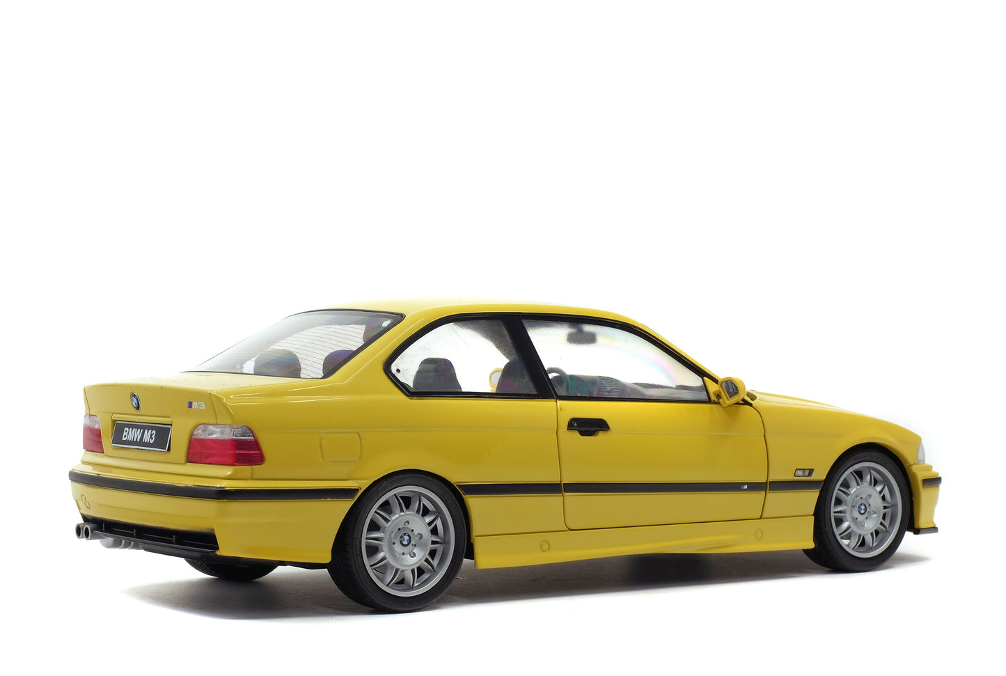 SOLIDO BMW E36 COUPÉ M3 – JAUNE DAKAR – 1994 - 1/18